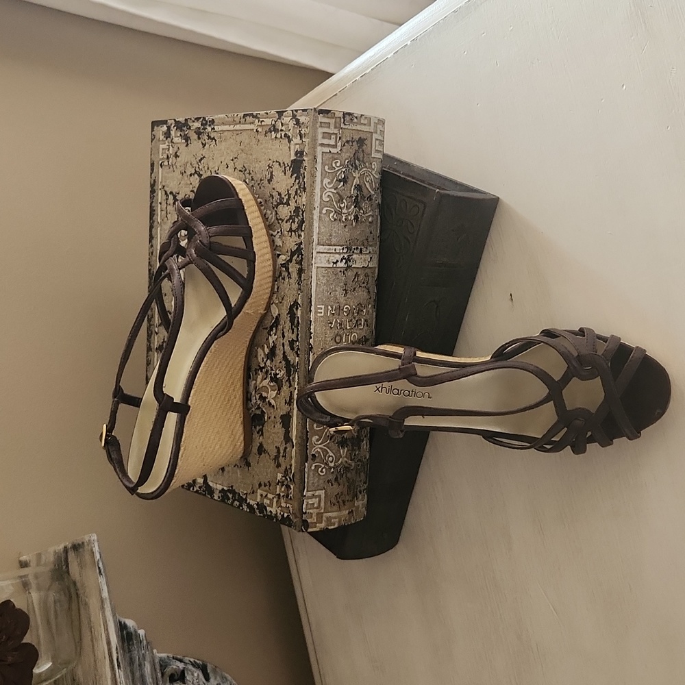 Xhilaration wedge sandals